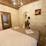 Hotel Library Cave House Urgup