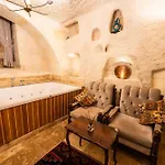 Library Cave House * Urgup