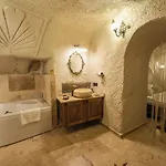 Hotel Library Cave House *