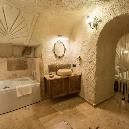 Library Cave House * Urgup