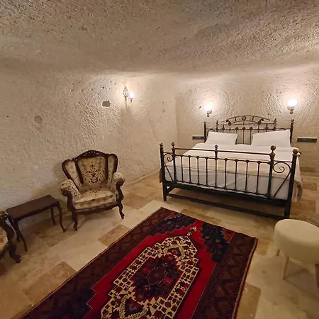 Library Cave House Hotel *