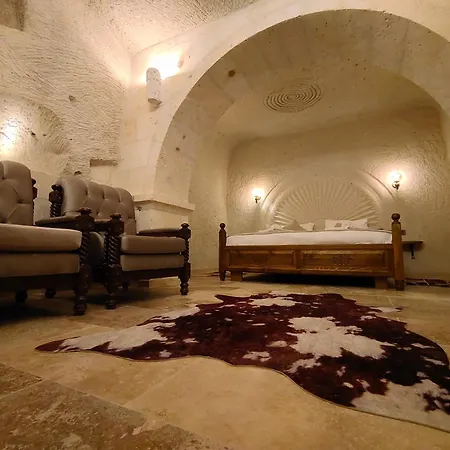 Library Cave House Hotel *