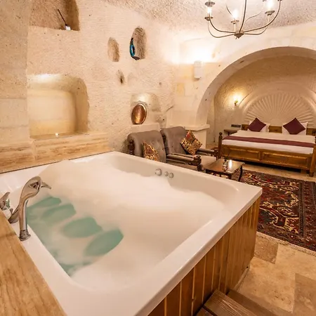 Library Cave House מלון *