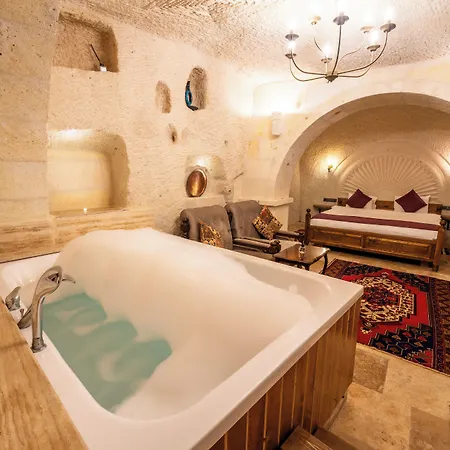 Library Cave House Hotel