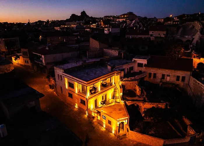 Library Cave House Hotel *