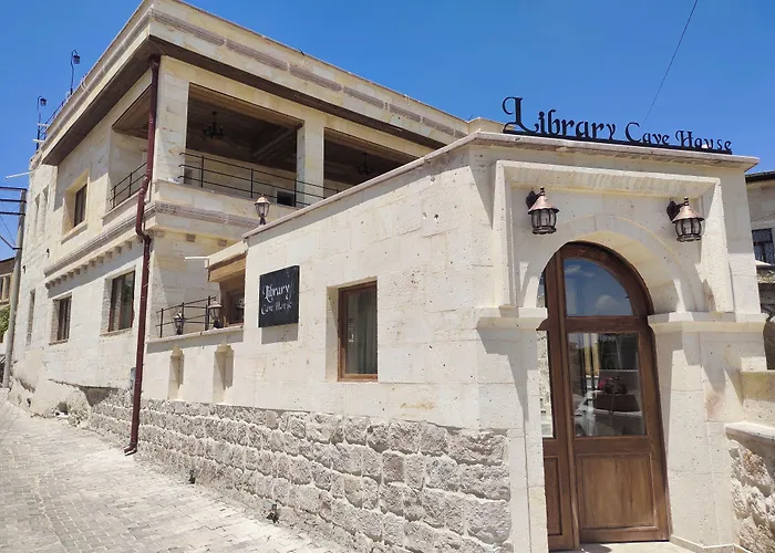 Hotel Library Cave House