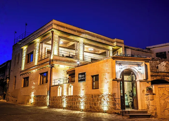 Library Cave House Hotel *