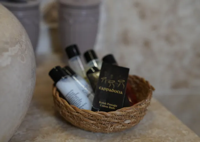 Library Cave House Hotel *